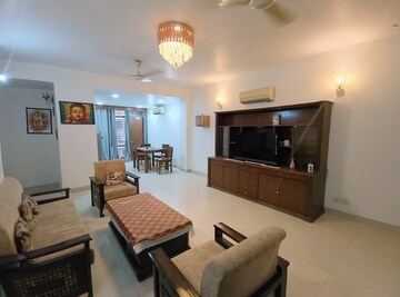 Living Room in 2 BHK Builder Floor at Sector 38 – for Rent