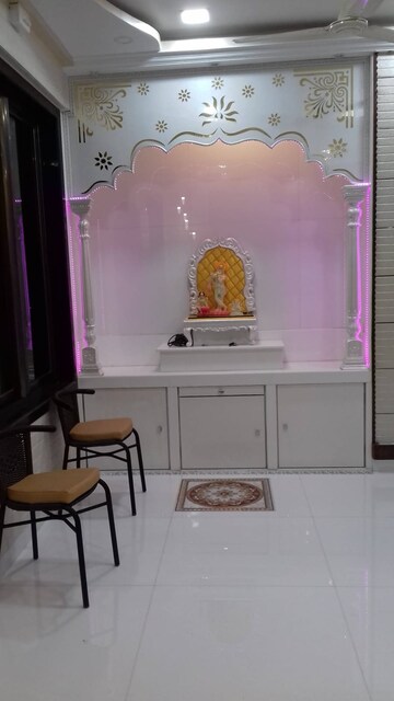 Furnished Amenities in 3 BHK Apartment at Shanti Heights Dadar East, Dadar East – for Rent