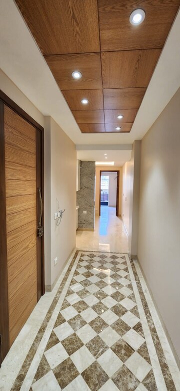 Building Lobby in 2 BHK Builder Floor at Jungpura Extension – for Rent