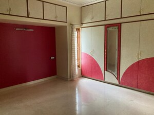 Room in 6+ BHK Villa at Rt Nagar – for Sale