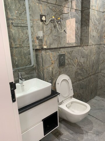 Bathroom in Studio Builder Floor at Sector 38 – for Rent
