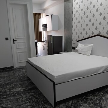 Bathroom in Studio Builder Floor at Sector 38 – for Rent