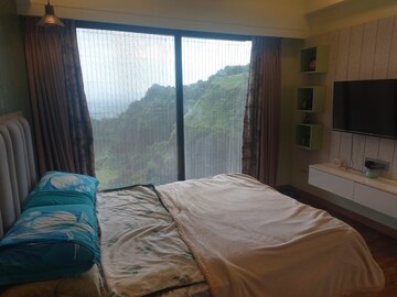 Bedroom in 3 BHK Apartment at Kanakia Silicon Valley, Powai – for Rent