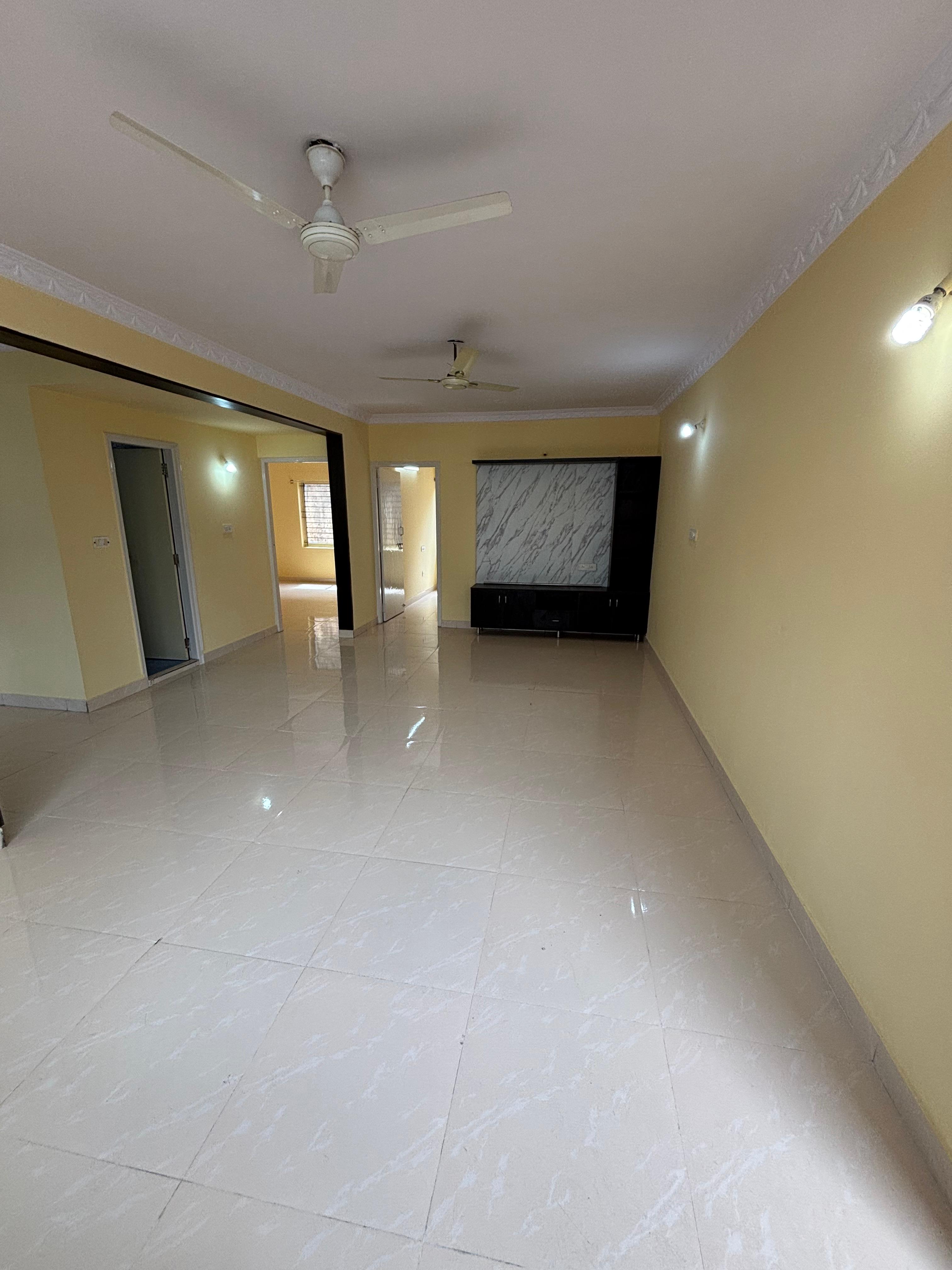 2 BHK 1400 Sq.Ft. Builder Floor in Prabhu Kunj Indiranagar