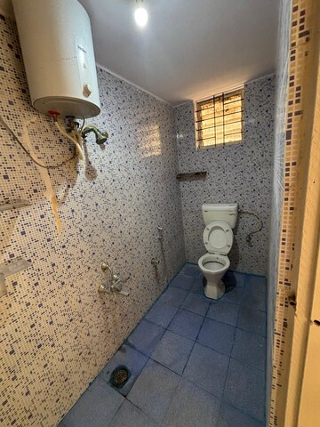 Bathroom in 2 BHK Builder Floor at Prabhu Kunj Indiranagar, Indiranagar – for Rent
