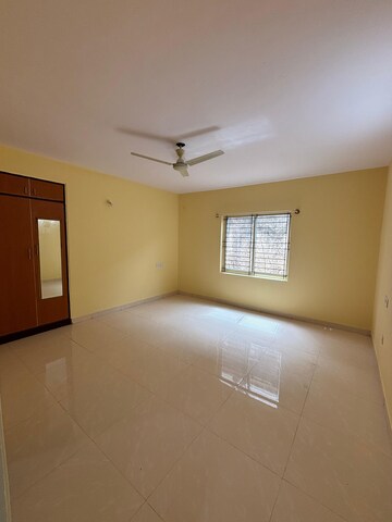 Room in 2 BHK Builder Floor at Prabhu Kunj Indiranagar, Indiranagar – for Rent