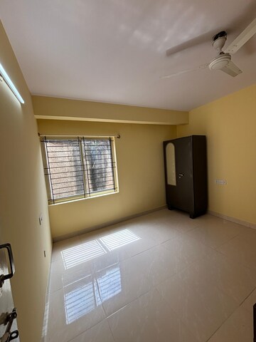 Room in 2 BHK Builder Floor at Prabhu Kunj Indiranagar, Indiranagar – for Rent