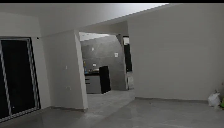 2 BHK 850 Sq.Ft. Apartment in Amar Kunj Goregaon West