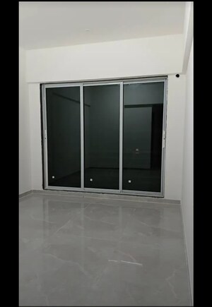 Room in 2 BHK Apartment at Amar Kunj Goregaon West, Goregaon West – for Rent