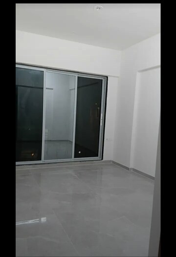 Room in 2 BHK Apartment at Amar Kunj Goregaon West, Goregaon West – for Rent