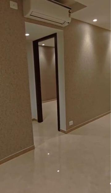 Room in 3 BHK Apartment at Hiranandani Highland, Powai – for Sale