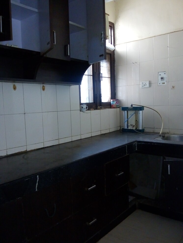 Kitchen, sarita vihar 1 Bedroom 516 Sq.Ft. Apartment In Sarita Vihar Delhi 9130850