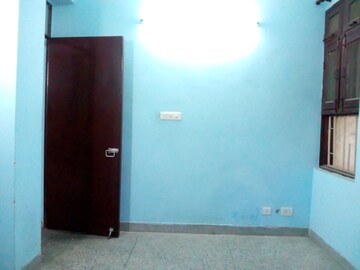 Room in 1 BHK Apartment at Jasola – for Rent