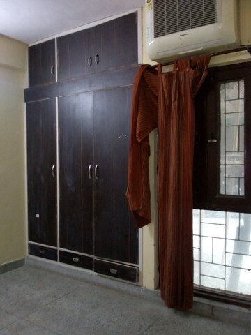 Room in 1 BHK Apartment at Jasola – for Rent