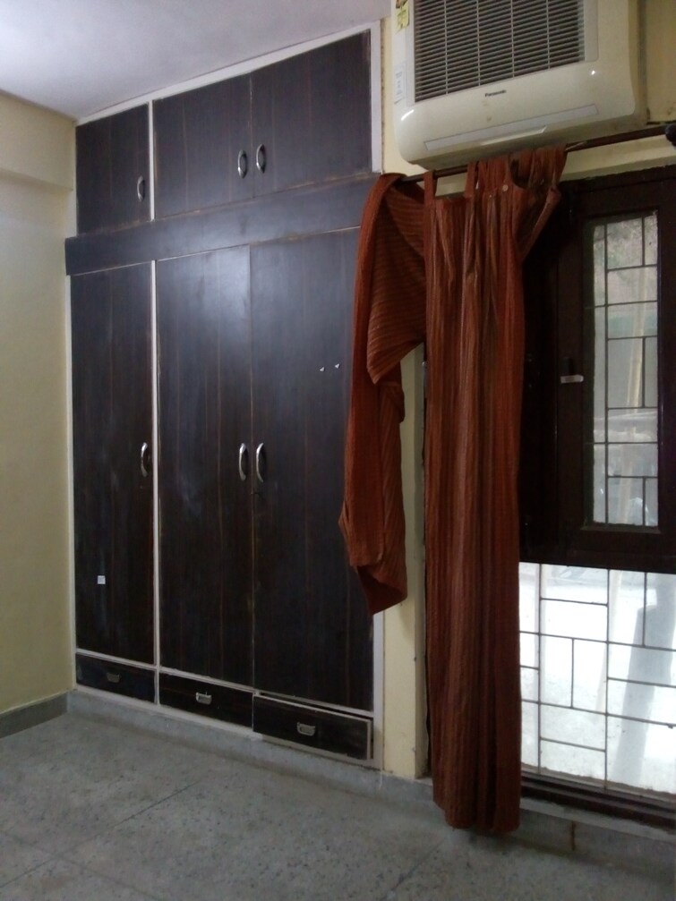 Room, jasola 1 Bedroom 516 Sq.Ft. Apartment In Jasola Delhi 9130852