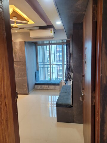Room in 1 BHK Apartment at Ghansoli – for Rent