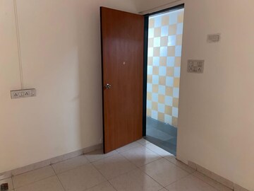 Room in 2 BHK Apartment at Ghansoli – for Rent
