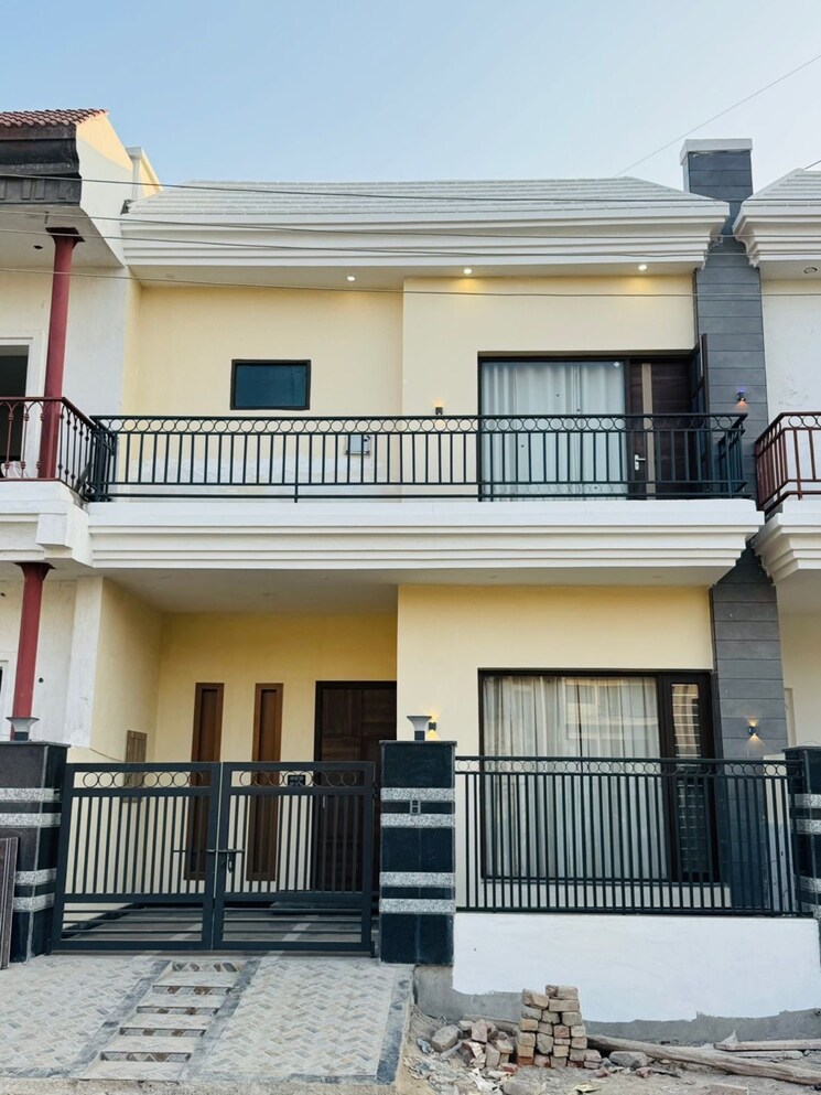 Exterior View, sector 123 3 Bedroom 103 Sq.Yd. Villa In Sector 123 Mohali 9130880