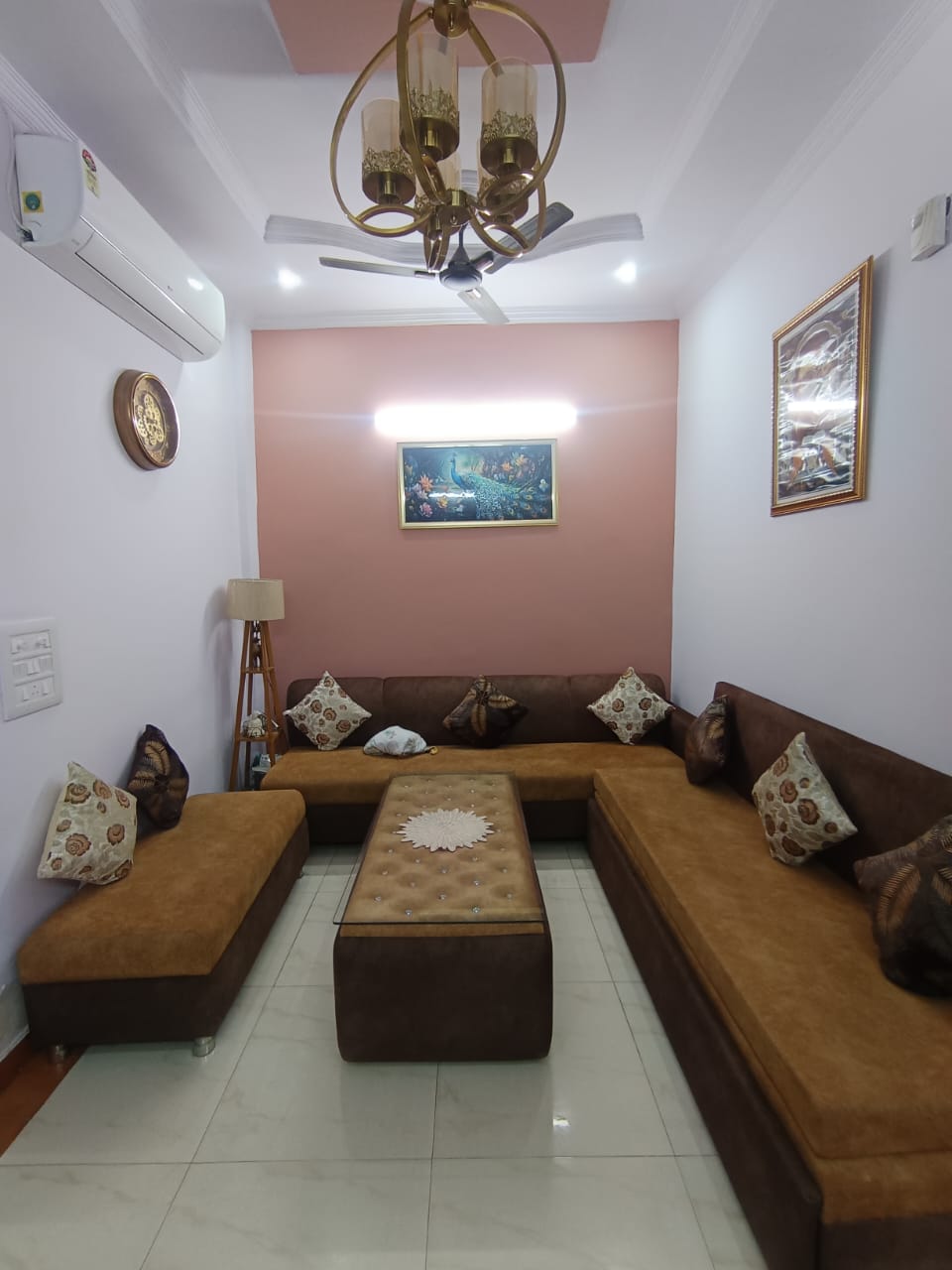 2 BHK Apartment For Rent in Navbharat Apartments