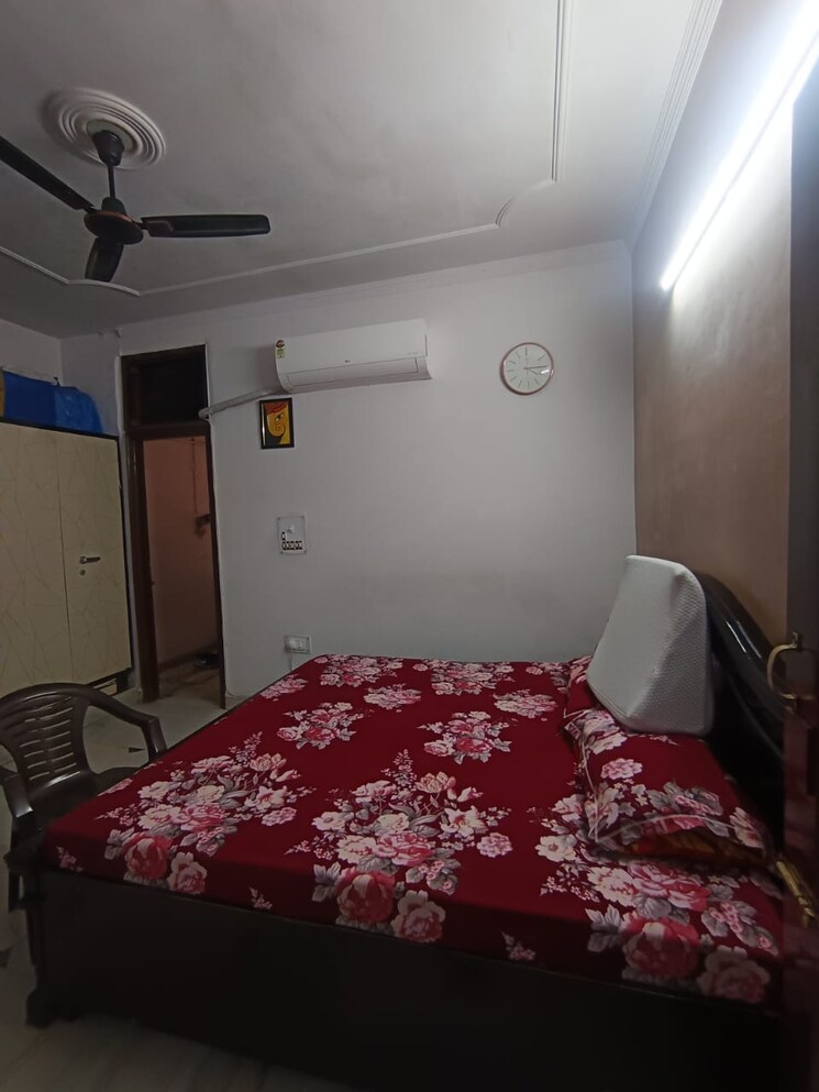 Bedroom, navbharat-apartments 2 Bedroom 1100 Sq.Ft. Apartment In Paschim Vihar Delhi 9130884