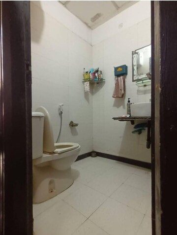 Bathroom in 3 BHK Apartment at H R Buildcon Elite Homz, Sector 77 – for Rent