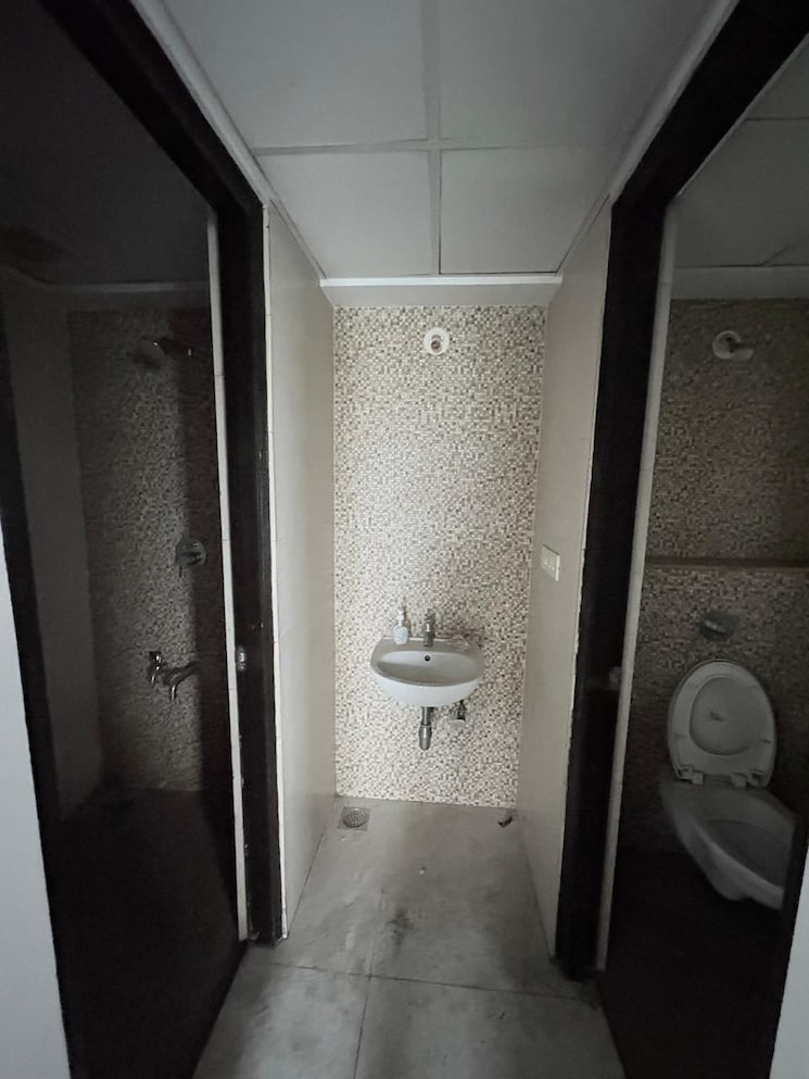 Bathroom, lodha-lakeshore-greens 1 Bedroom 508 Sq.Ft. Apartment In Dombivli East Thane 9130909