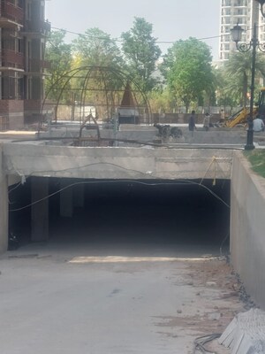 Parking in 3 BHK Apartment at Omaxe The Resort, South Mullanpur – for Sale