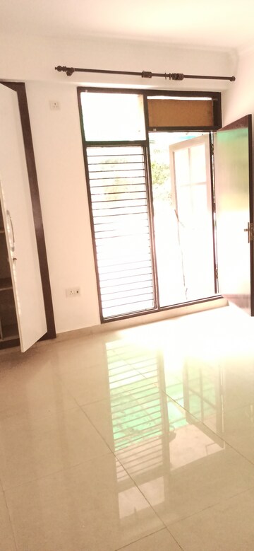 Balcony in 3 BHK Apartment at Abhinandan CGHS, Sector 51 – for Rent