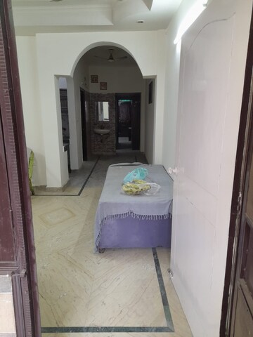 Living Room in 2 BHK Builder Floor at Vaishali Sector 5 – for Rent