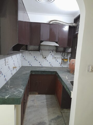 Kitchen in 2 BHK Builder Floor at Vaishali Sector 5 – for Rent