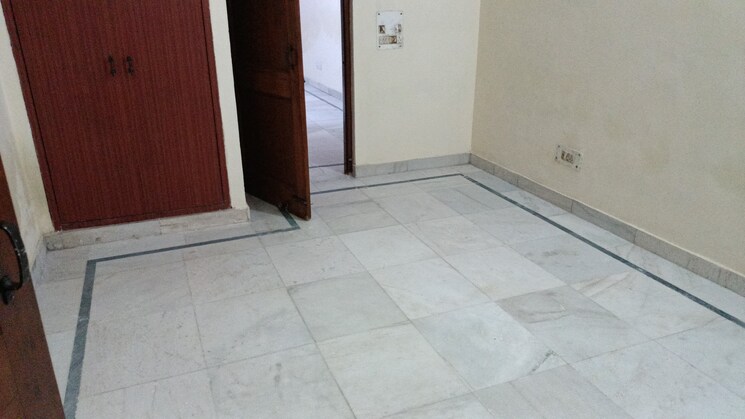 Room, vaishali sector 2 2 Bedroom 968 Sq.Ft. Builder Floor In Vaishali Sector 2 Ghaziabad 9130964