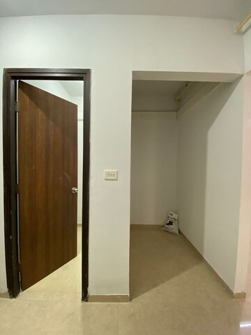 Room in 2 BHK Apartment at Lodha Palava Downtown, Dombivli East – for Rent
