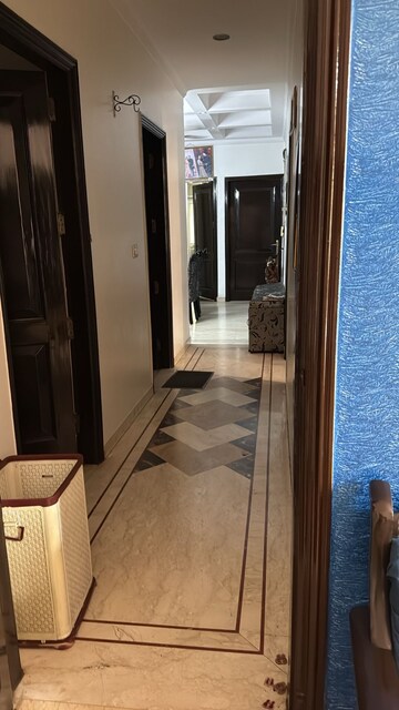 Bathroom in 4 BHK Builder Floor at Green Park – for Rent