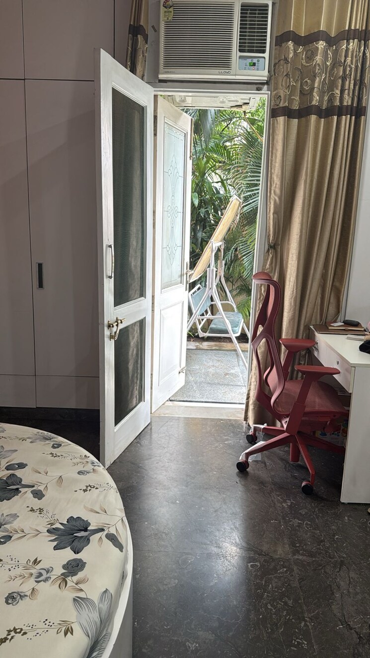 undefined, green park 4 Bedroom 2900 Sq.Ft. Builder Floor In Green Park Delhi 9131022