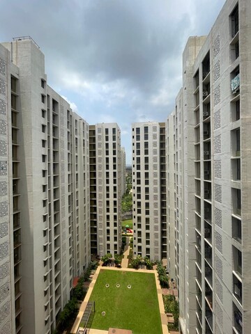 2 BHK Apartment For Rent in Lodha Palava Downtown Dombivli East, Dombivli East