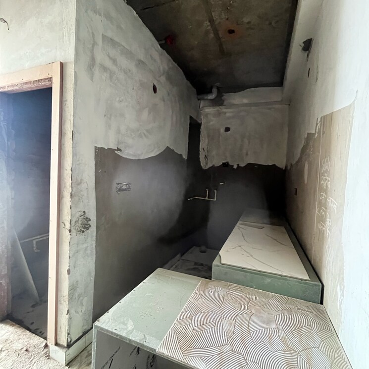 Bathroom, bisrakh jalalpur 2 Bedroom 1050 Sq.Ft. Builder Floor In Bisrakh Jalalpur Greater Noida 9131064