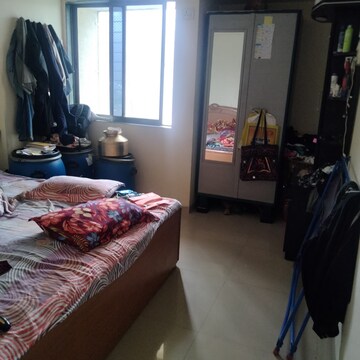 Bedroom in 2 BHK Apartment at Vartak Nagar – for Rent