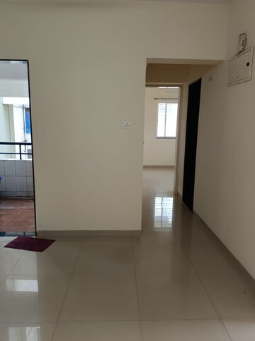 Room in 2 BHK Apartment at Shivam Serene Scapes, Ravet – for Rent