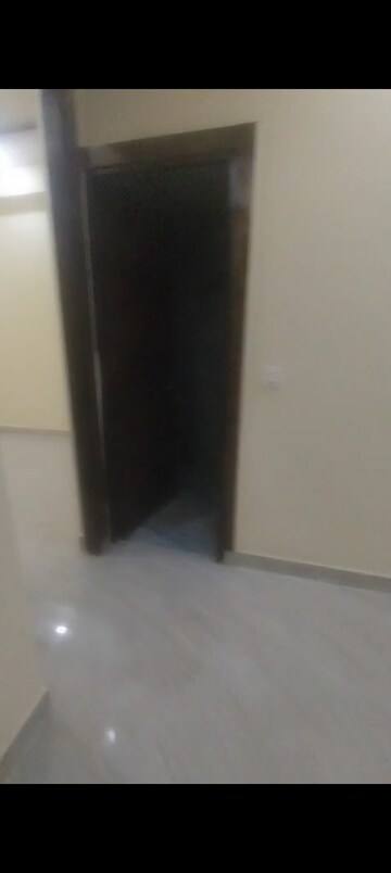 Room in 2 BHK Builder Floor at Sector 1 Greater Noida – for Rent