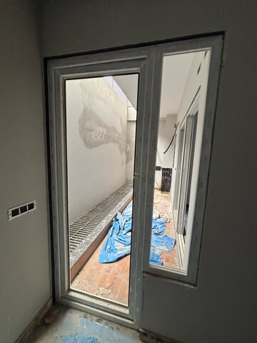 Furnished Amenities in 4 BHK Builder Floor at New Industrial Township 3 – for Sale