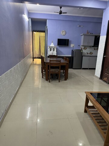 Living Room in 3 BHK Apartment at Arjunganj – for Rent