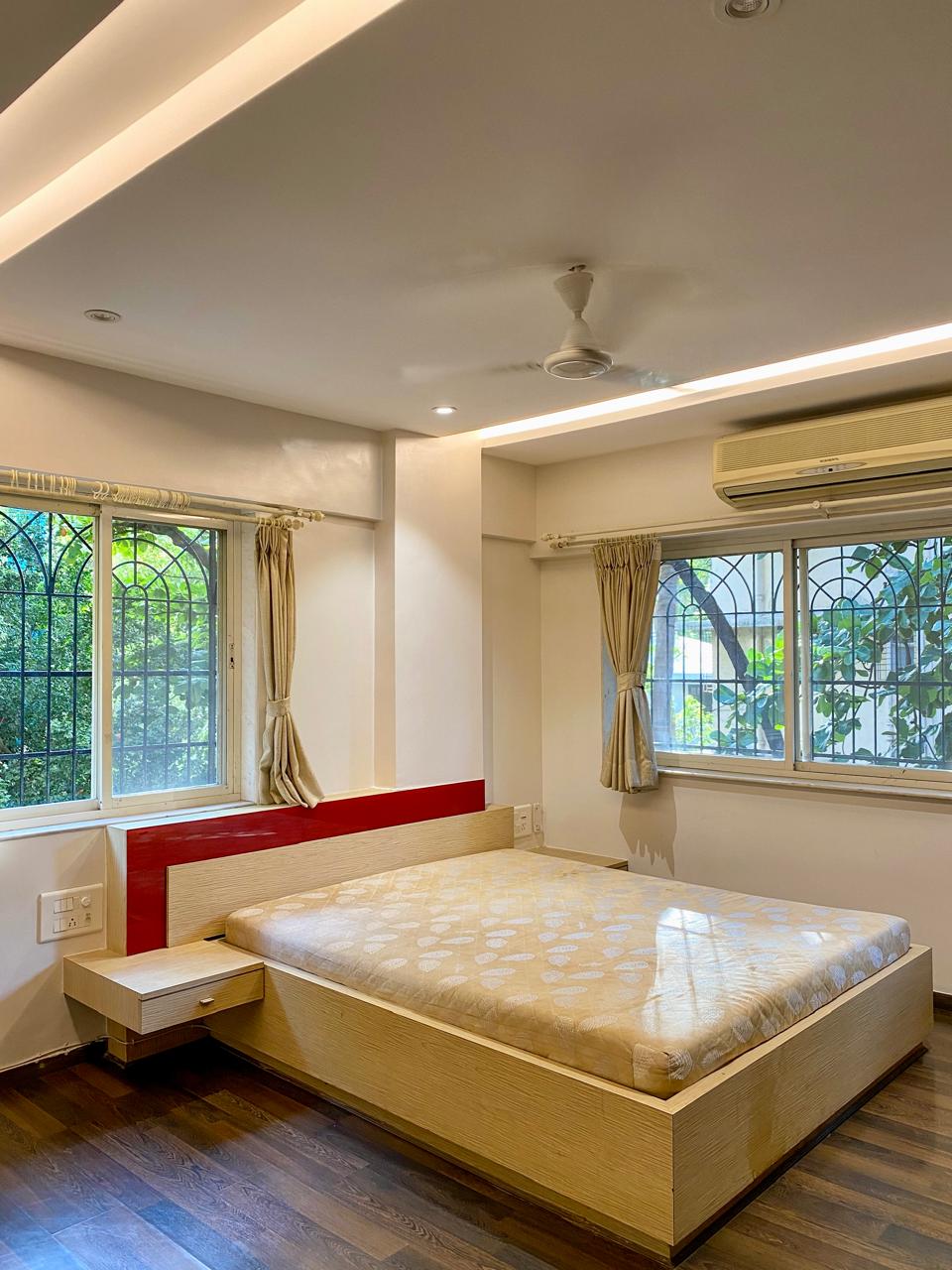 2 BHK Apartment For Rent in Juhu Varsova Link Road 