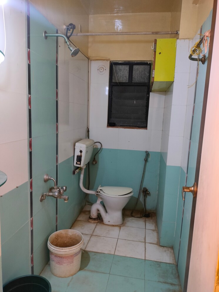 Bathroom, kharadi 1 Bedroom 600 Sq.Ft. Apartment In Kharadi Pune 9131215