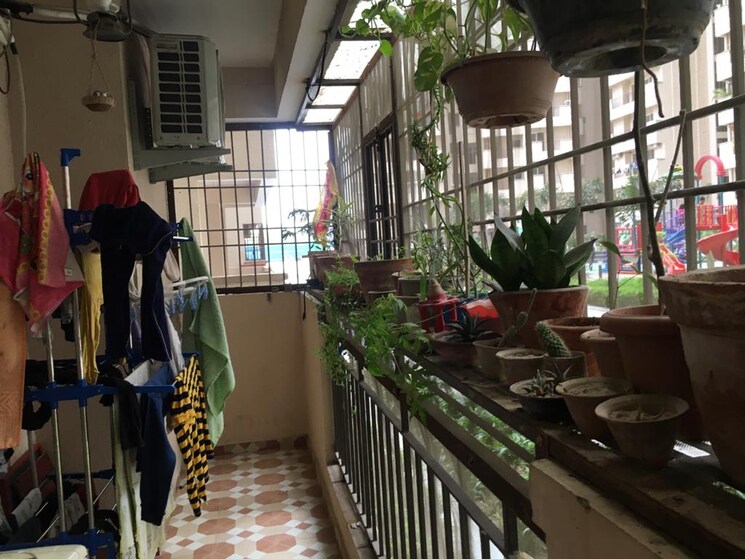 Balcony, land-craft-golf-links-apartment-phase-2 2 Bedroom 1135 Sq.Ft. Apartment In Pandav Nagar Ghaziabad 9131213