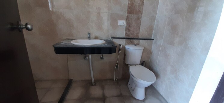 Bathroom, land-craft-golf-links-villa 2 Bedroom 1135 Sq.Ft. Apartment In Pandav Nagar Ghaziabad 9131258