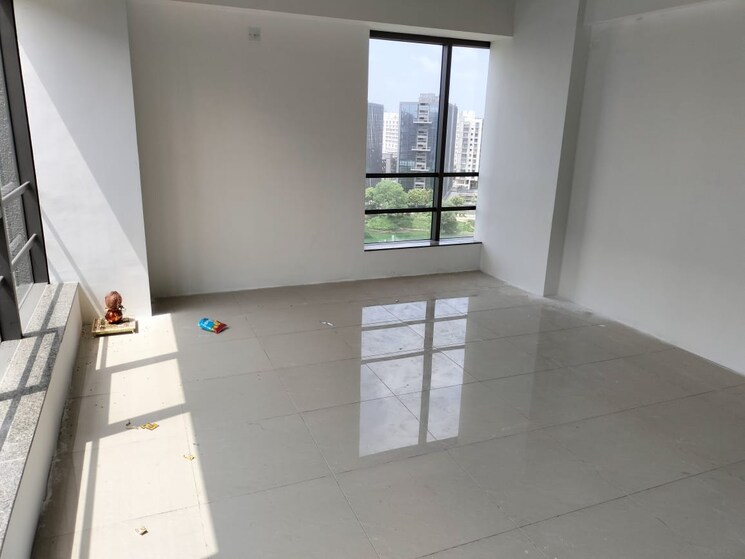 Room, goyal-titanium-business-park Commercial Office Space 568 Sq.Ft. In Makarba Ahmedabad 9131259