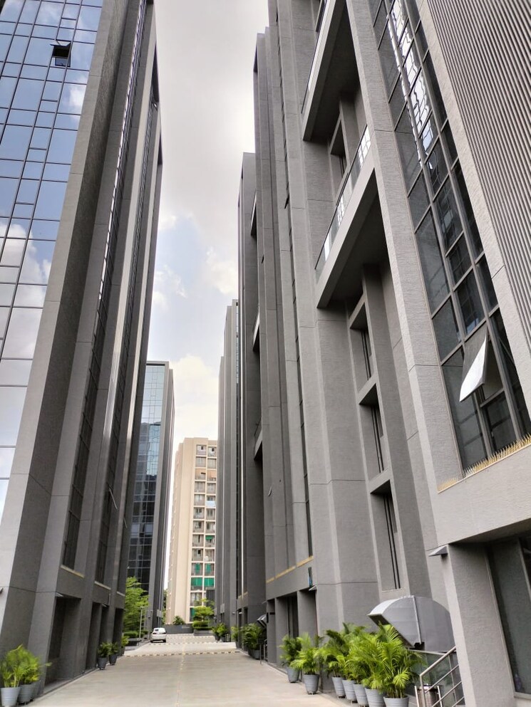 Exterior View, goyal-titanium-business-park Commercial Office Space 568 Sq.Ft. In Makarba Ahmedabad 9131259