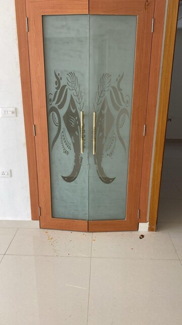 Furnished Amenities in 3 BHK Apartment at Kondapur – for Rent