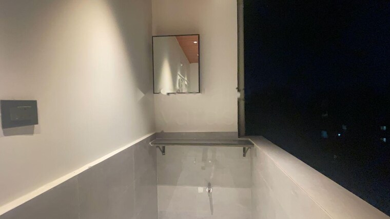 Bathroom, sarah-enclave 3 Bedroom 1704 Sq.Ft. Apartment In Borabanda Hyderabad 9131362