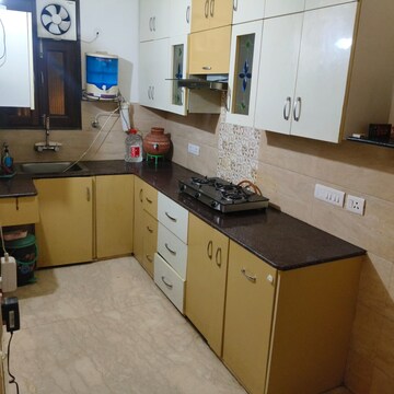 Team Area in 3 BHK Builder Floor at Malviya Nagar – for Rent